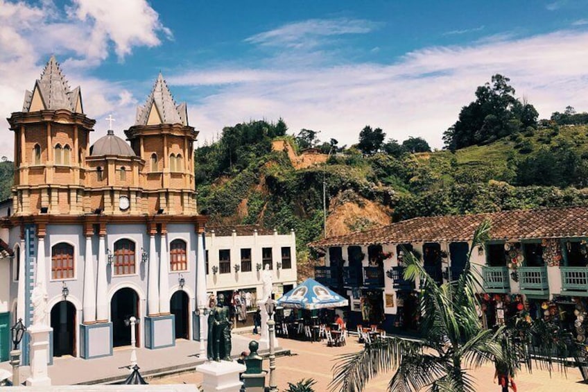 Guatape Tour, Piedra del Peñol Including a Boat Tour