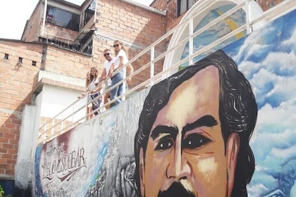The Dark Days: Pablo Escobar e The New Medellin Private Tour