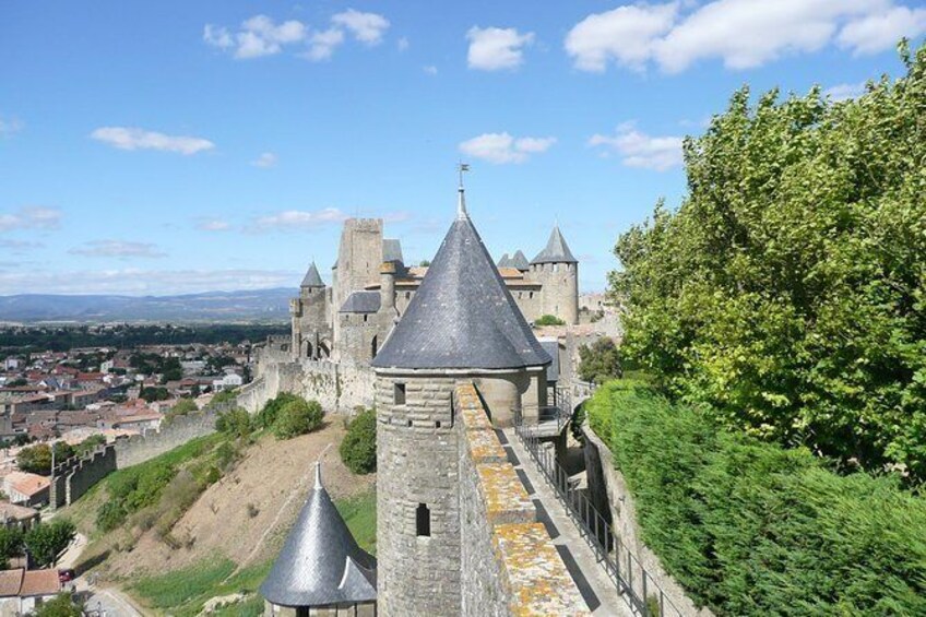 Show item 3 of 6. Cité de Carcassonne
