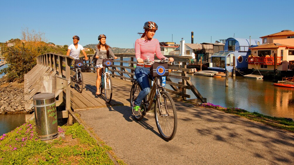 People biking in San Francisco