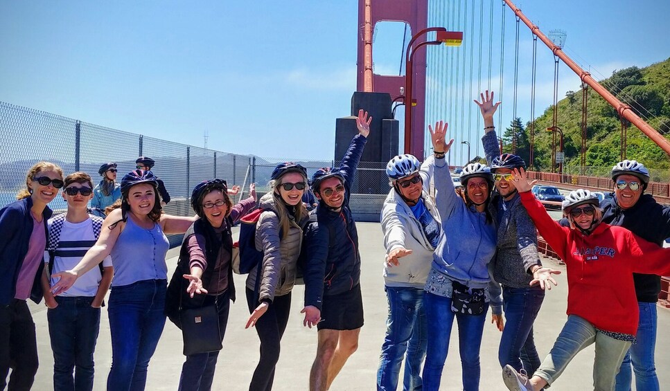 Golden Gate Bridge to Sausalito Guided Bike Tour
