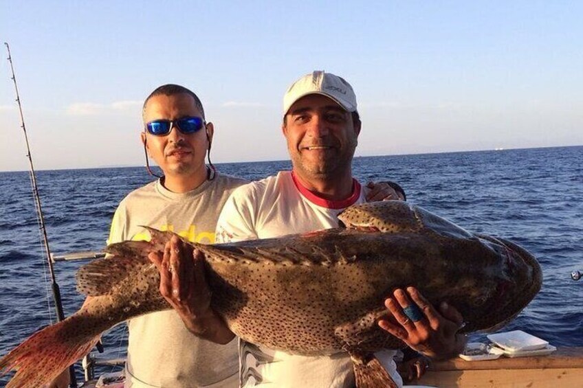 Fishing Over Night Private Boat Up to 8 Pax With Fishing equipment - Hurghada