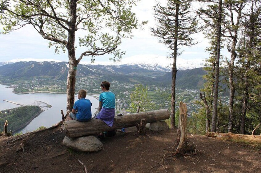 Hike to "Tjuvtrappa" (the "Thief-stairs")