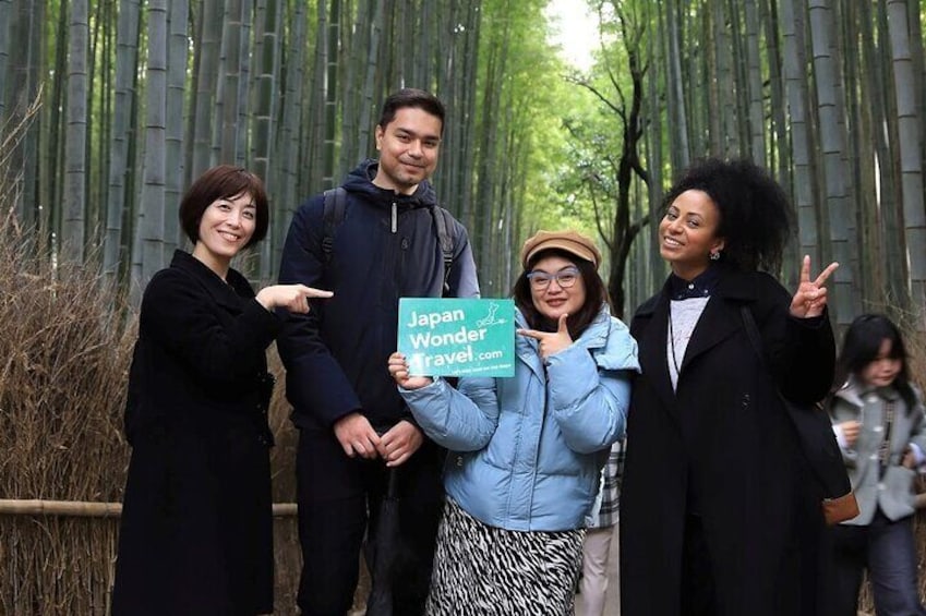 Kyoto Arashiyama Best Spots 4h Private Tour with Licensed Guide
