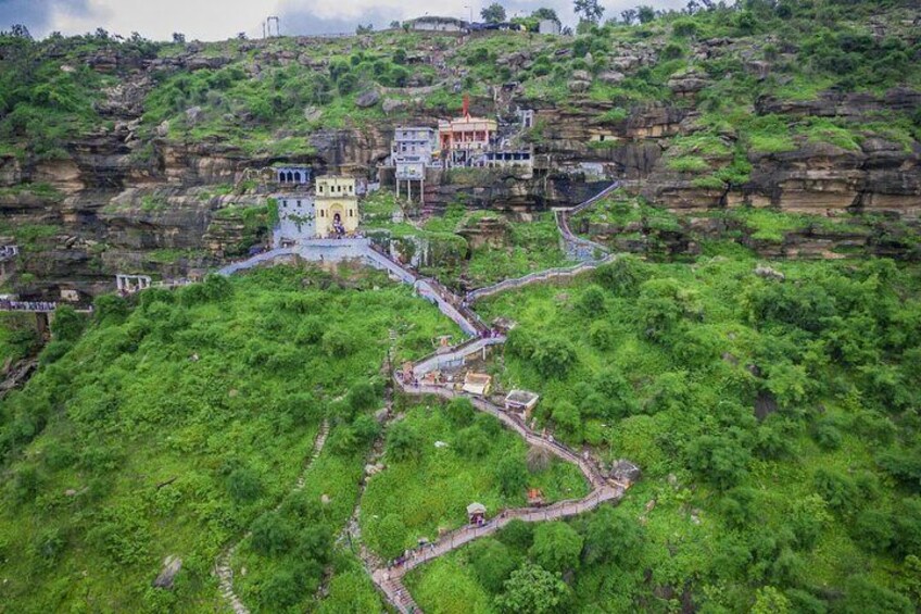 Pilgrimage & History: Prayagraj Day Trip from Varanasi