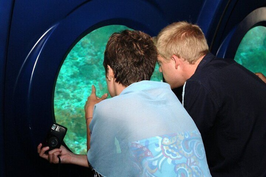 2-Hour Maldives Submarine Tour From Male
