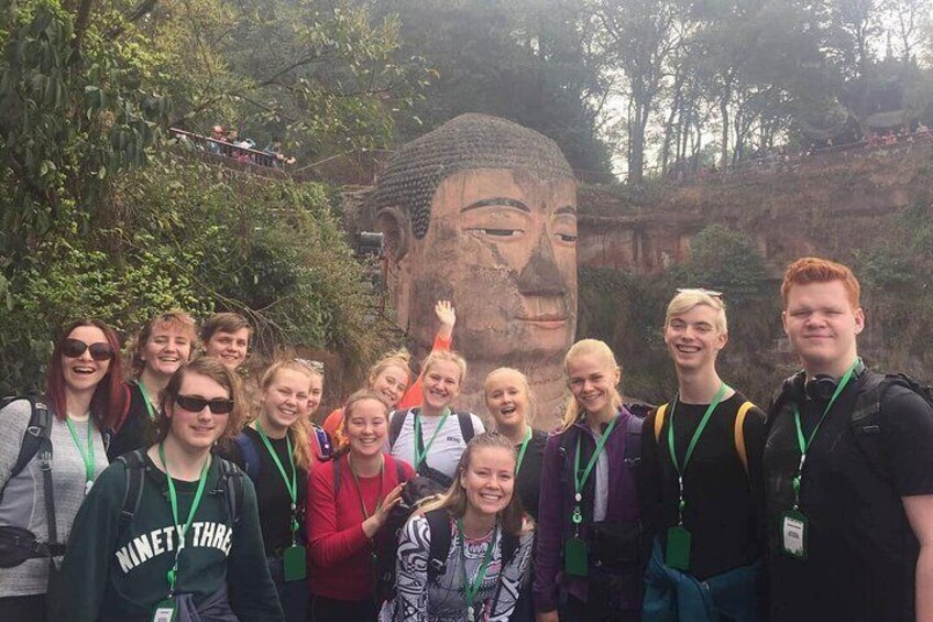 chengdu leshan giant buddha day tour