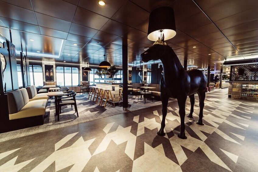Megastar Victory Bar by Marek Metslaid