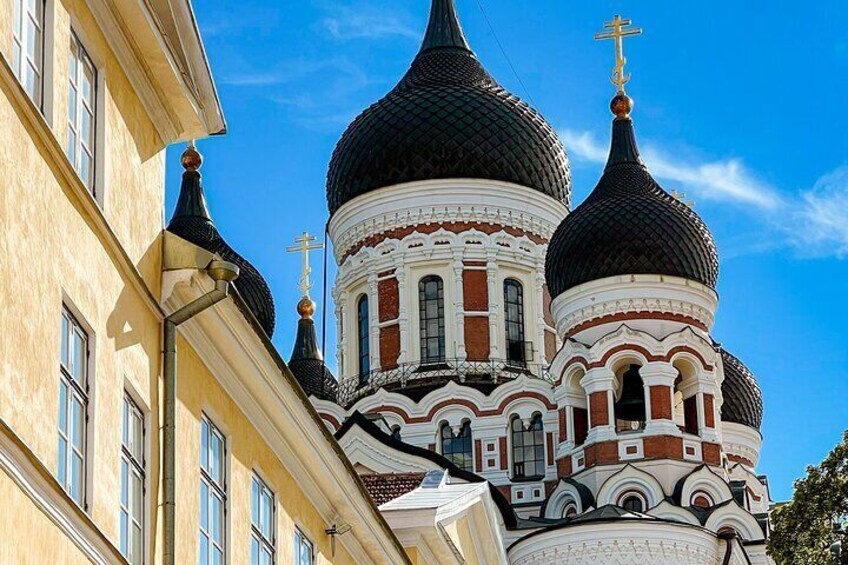 Helsinki to Tallinn Guided Tour with return Cruise tickets