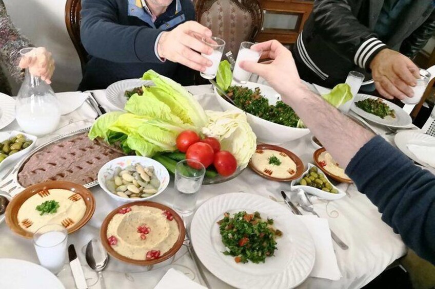 Authentic Lebanese Cooking Lesson and Meal with Tania's Family in Beirut