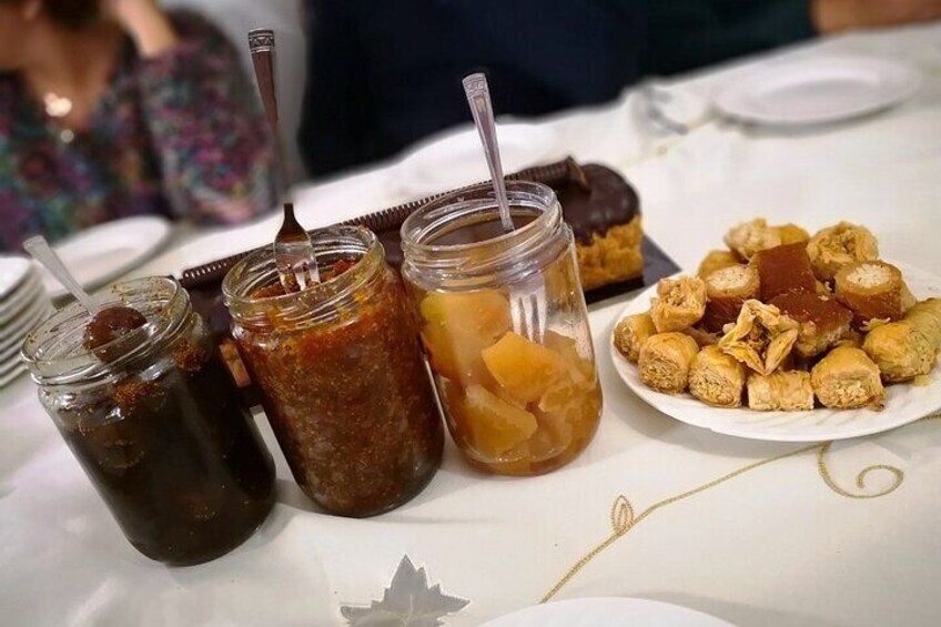 Authentic Lebanese Cooking Lesson and Meal with Tania's Family in Beirut