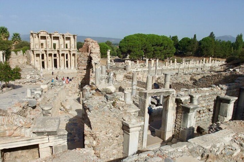 4 Days Turkey Tour: Cappadocia, Ephesus, Pamukkale By Plane