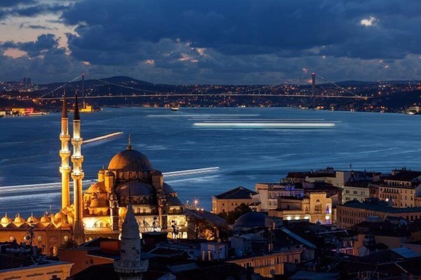 Istanbul by Night: Turkish Dinner and Show