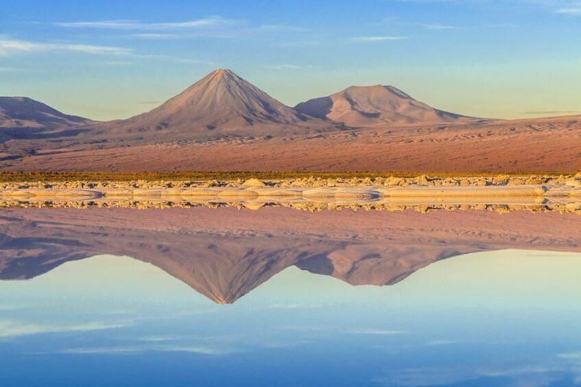 Small-Group tour to Laguna Cejar, Ojos del Salar and Laguna Tebinquinche