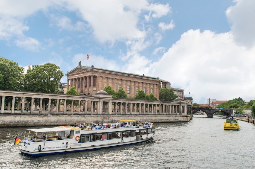 Berlin Hop-On Hop-Off Bus Tour