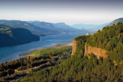 Private - Columbia River Gorge Waterfalls and Wine Tour