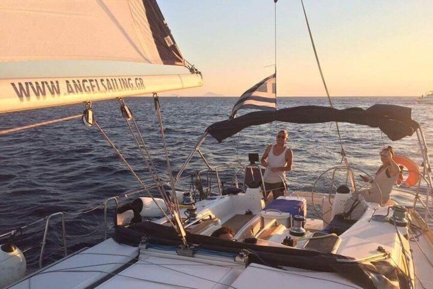 Santorini Private Sunset Sailing Tour with Dinner, Drinks &Transfer included