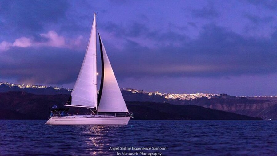 Santorini Private Sunset Sailing Tour with Dinner, Drinks &Transfer included