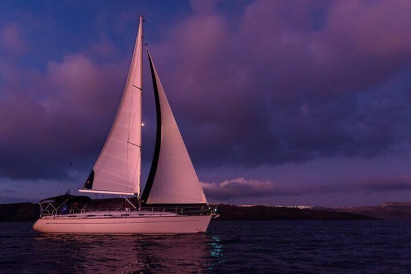 Santorini Private Sunset Sailing Tour with Dinner, Drinks &Transfer included