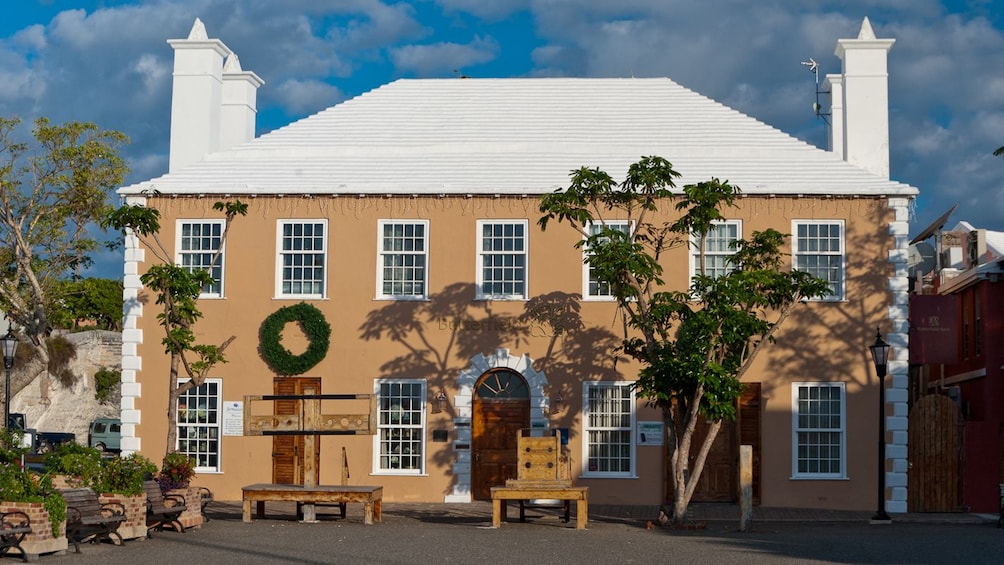 Gorgeous building in East Bermuda 