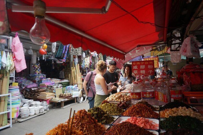 Half-Day Chinese Bun Cooking Class with Local Spice Market Visit