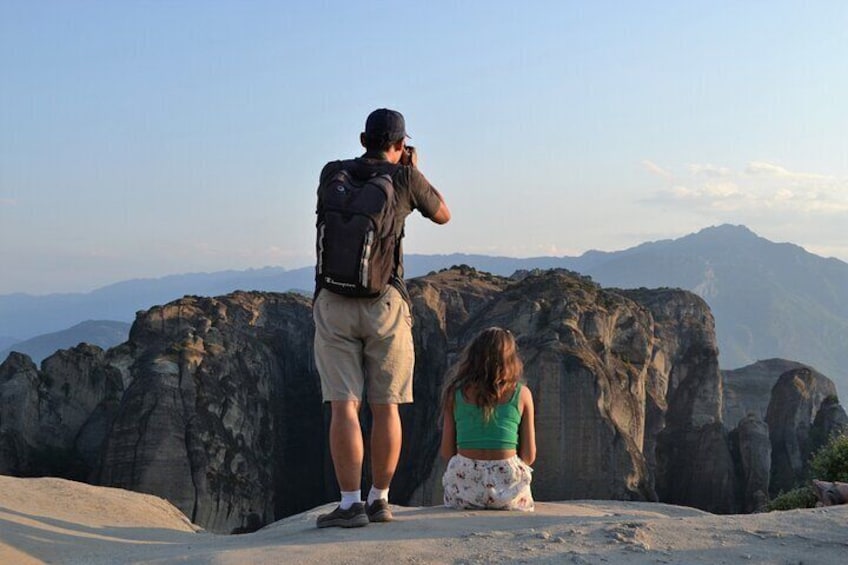 Athens:Meteora DayTrip English or Spanish & Lunch by Local agency