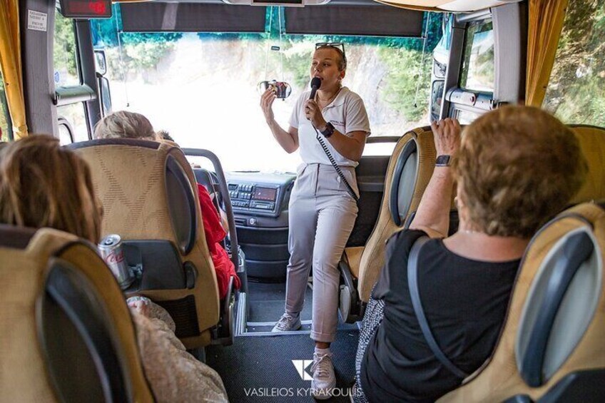 Local Agency - 1 day by Train Athens to Meteora in English or Spanish