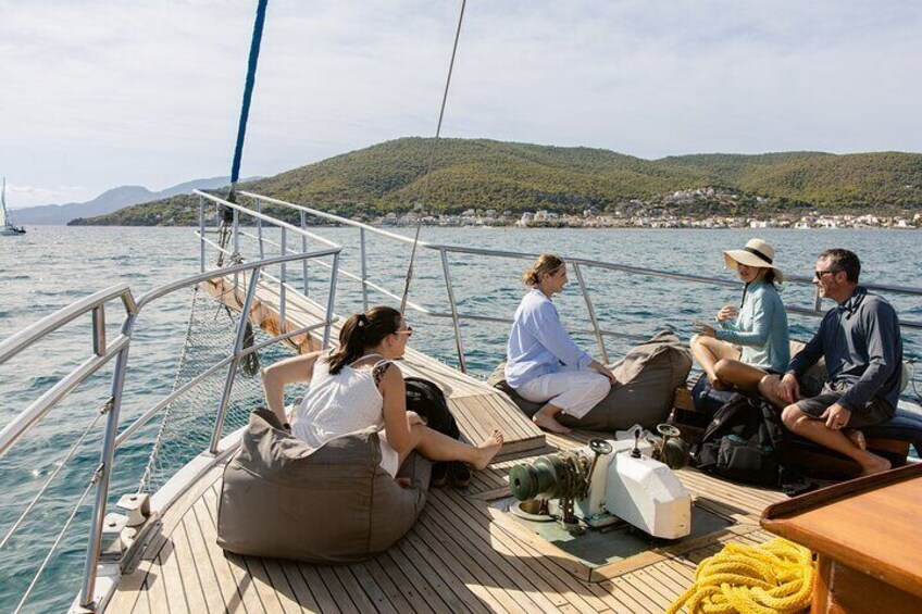 All Day Cruise -3 Islands to Agistri,Moni, Aegina with lunch and drinks included