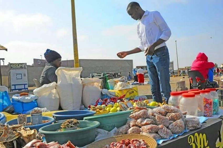 Open food Market in the TownshipIt is a highly involving tour, giving you the chance to walk the streets, hear the children at play, smell the sidewalk barbecues, taste locally brewed beer and try som