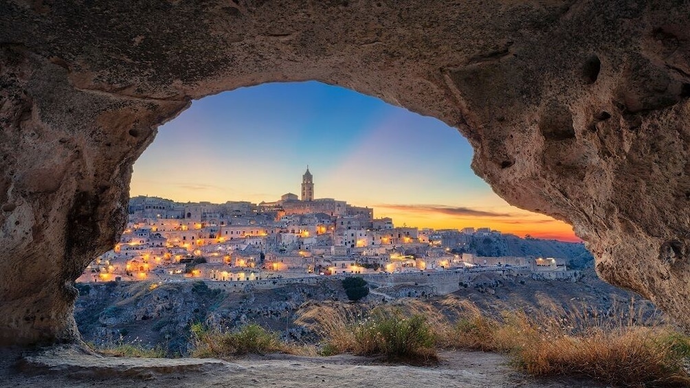 Excursion in the park of rocky churches from Matera