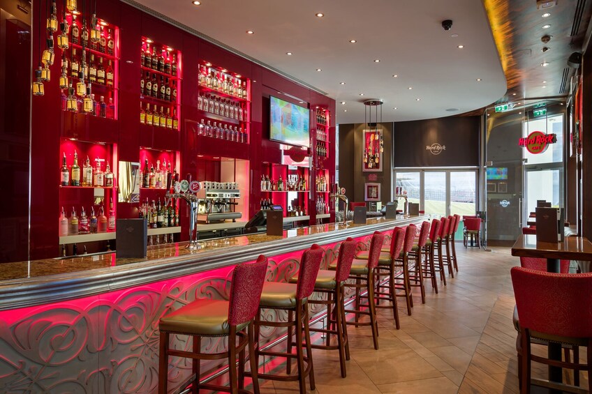 Hard Rock Cafe Dining with Priority Seating