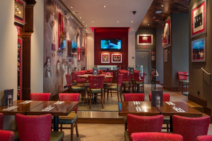 Hard Rock Cafe Dining with Priority Seating