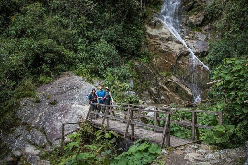 Waterfalls at Winaywayna