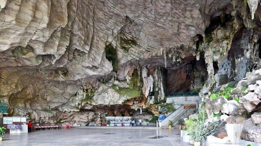 Kek Lok Tong Cave Temple and Zen Gardens