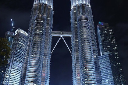 Flexible 12 Hrs Kuala Lumpur Excitements Car Tour from Genting Highlands