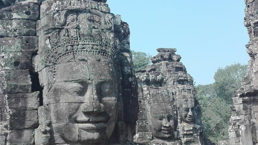 Bayon face