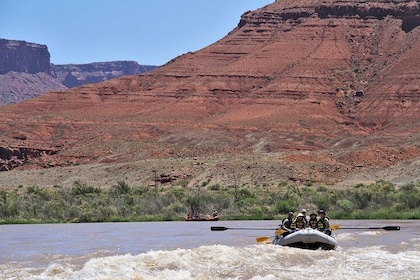 Moab Full-Day Guided Private Charter Colorado River Rafting