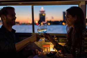 Candlelight Cruise with unlimited drinks