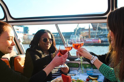 Crucero de vinos y quesos por Ámsterdam