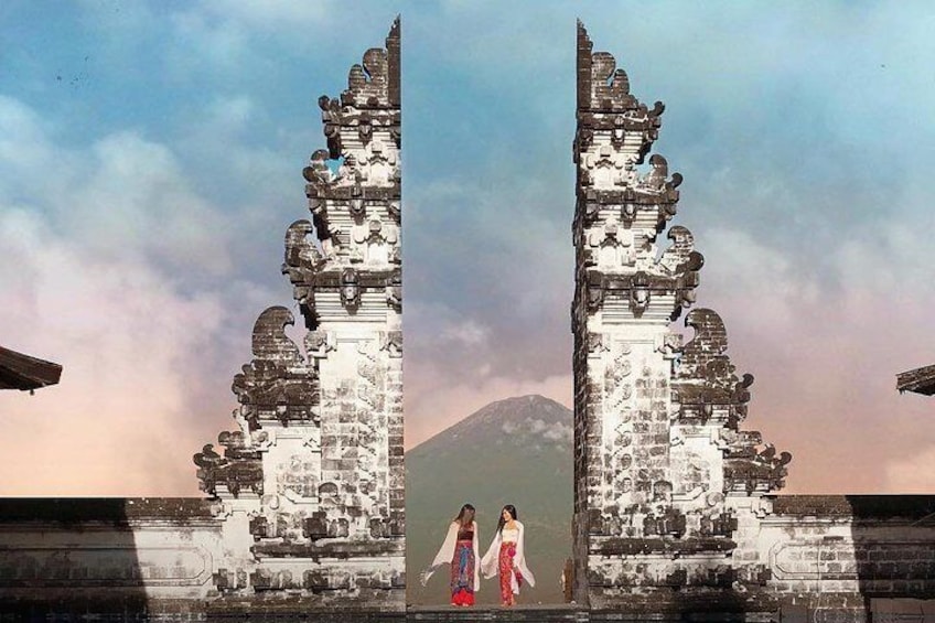 Gate of Heaven (Lempuyang Temple)