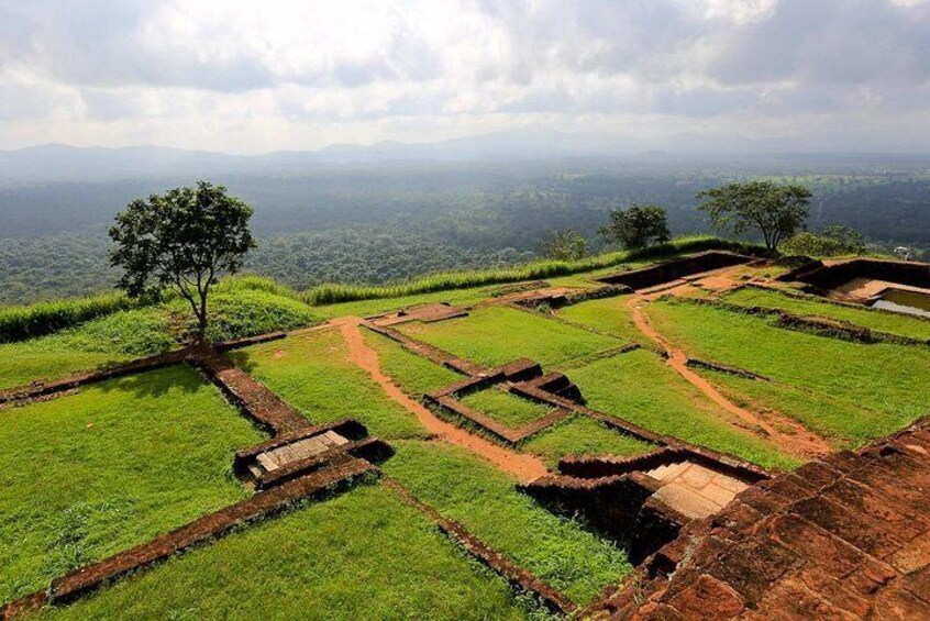 Sigiriya and Dambulla Day Tour (All Inclusive)