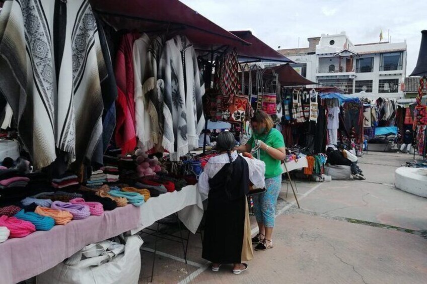 Private Full Day -Trip To Otavalo and surroundings