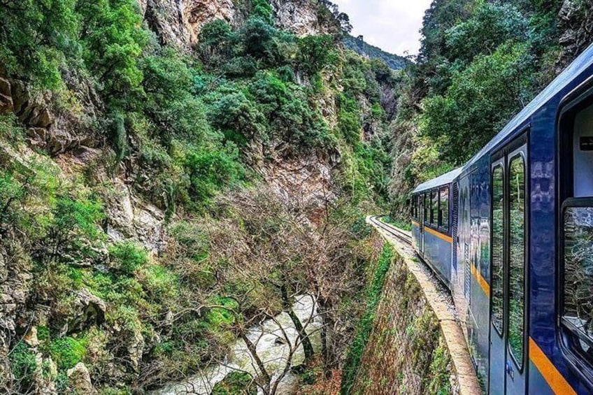 Kalavryta (Rack railway) Cave of Lakes, private tour from Athens/ Nafplion (11h)