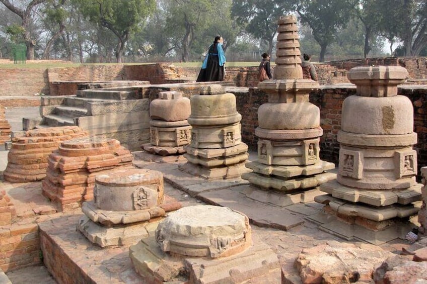 Varanasi city, Ramnagar Fort & Sarnath sightseeing with monuments entrances