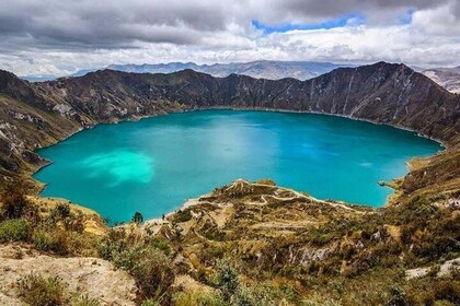 6 Days: Quito, Otavalo, Amazon, Tungurahua, Quilotoa, Cotopaxi...