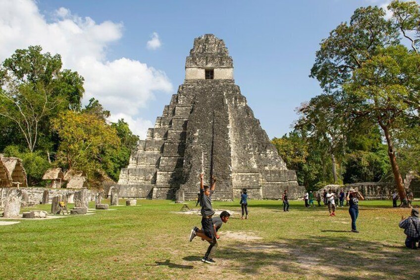 Tikal Day Trip by Air from Antigua with Lunch