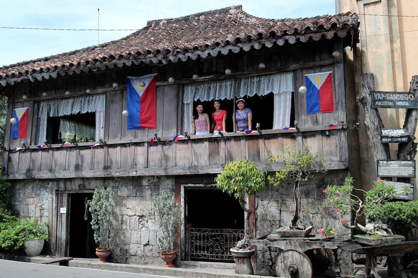 Explore Cebu Heritage Tour