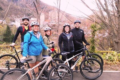  Mountain Bike Tour from Sapporo Including Hoheikyo Onsen, Lunch, Cycle cap...