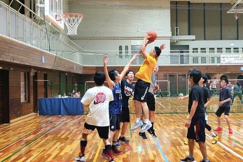 Basketball in Osaka with local players!