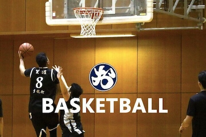 與當地球員一起在大阪打籃球！